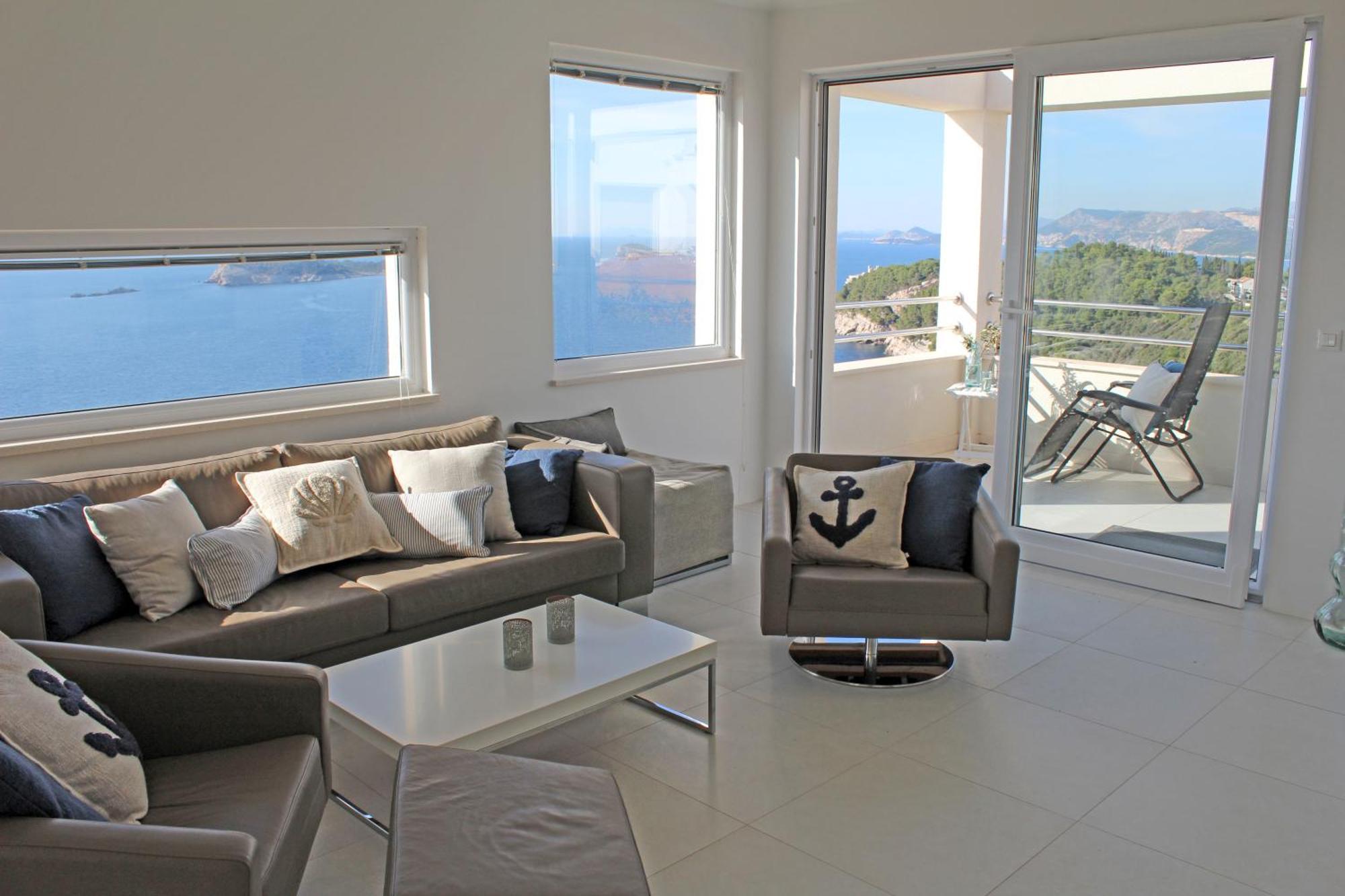 Sunnyhill With Private And Shared Pool Lägenhet Cavtat