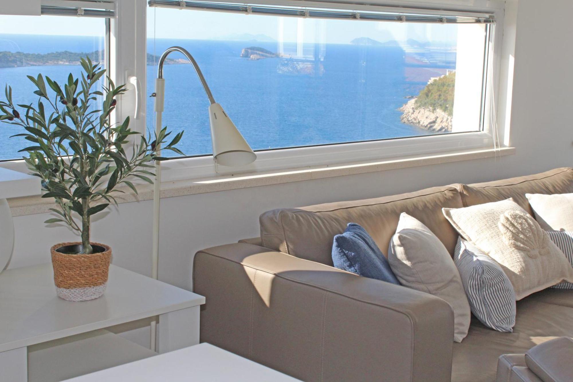 Sunnyhill With Private And Shared Pool Lägenhet