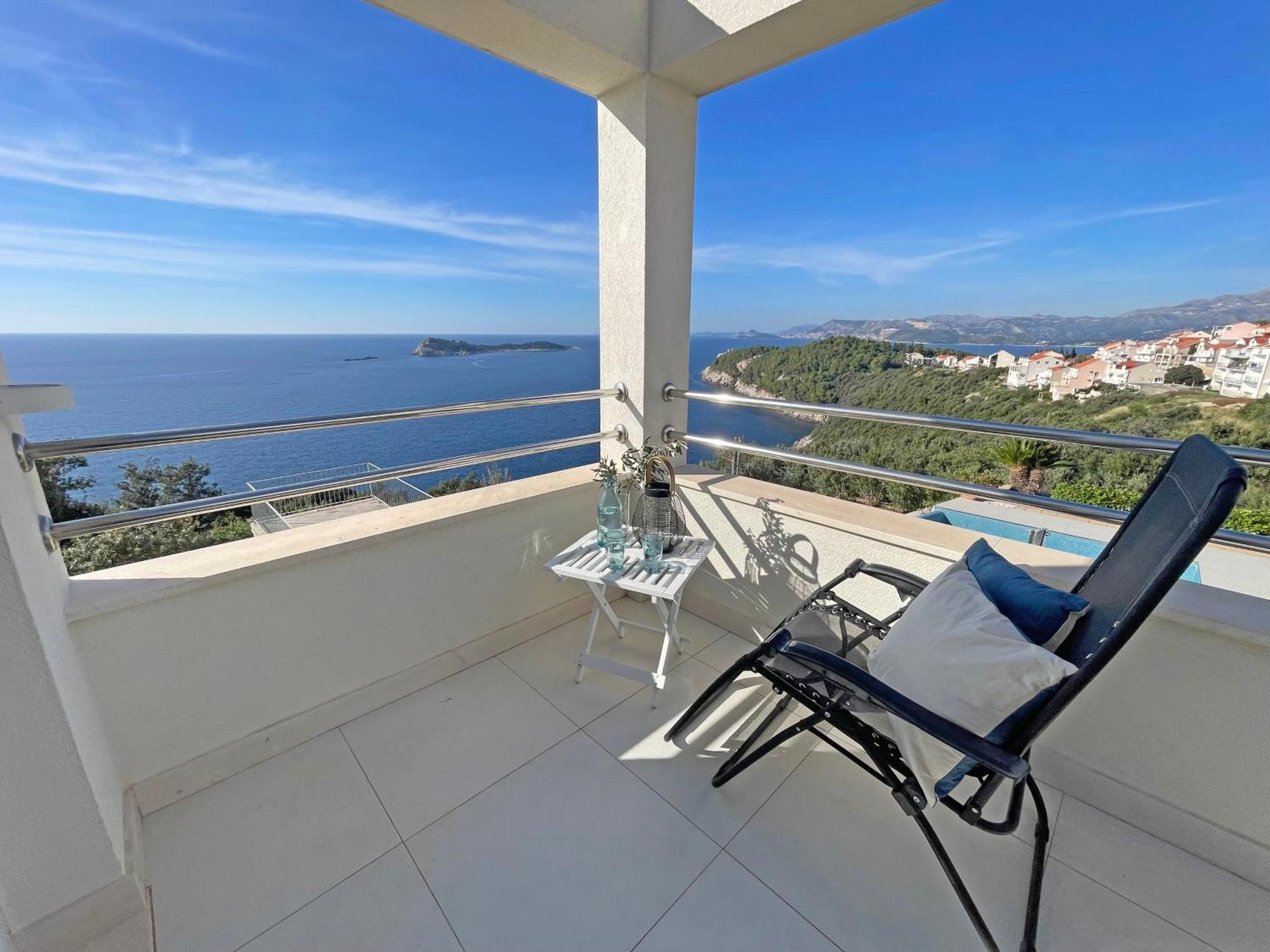 Sunnyhill With Private And Shared Pool * Cavtat